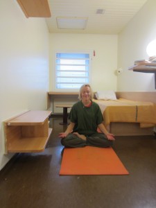 sweden meditating for peace in the cell
